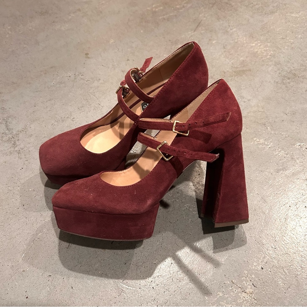 Vince Camuto Maroon Suede Platform Heels